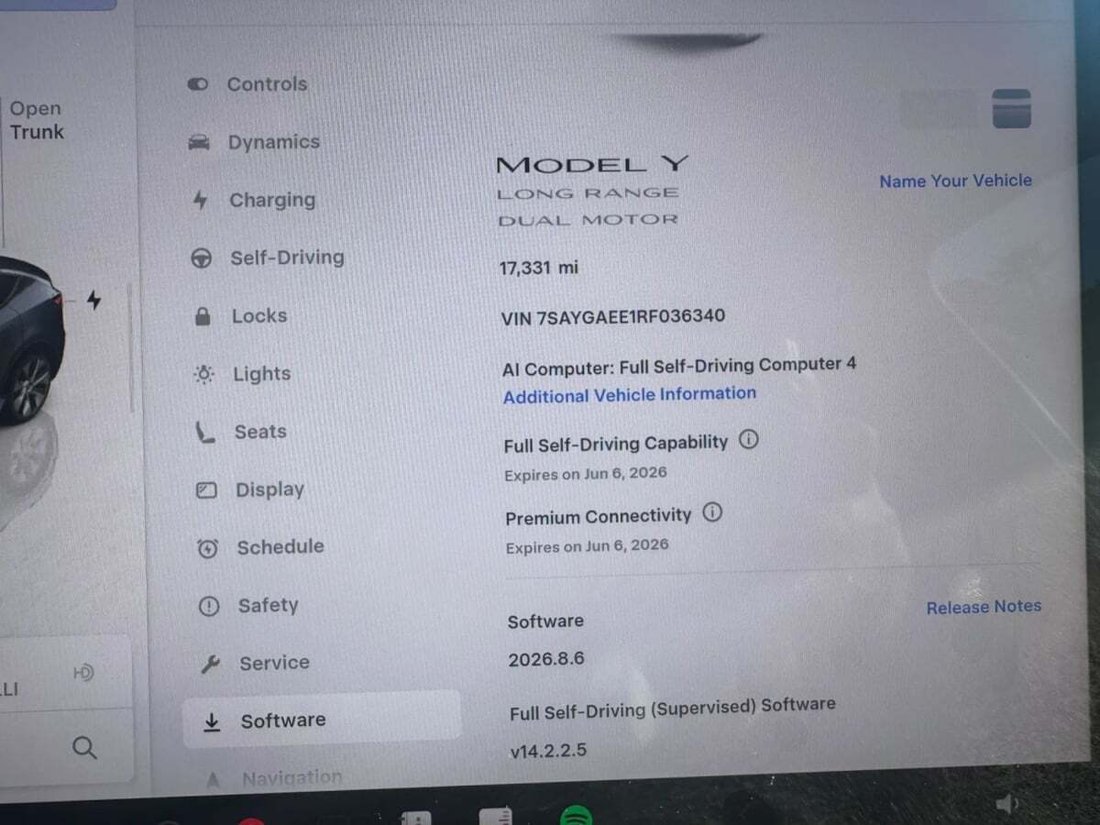 Suv in Newport Beach, CA, United States 4 - 18118280