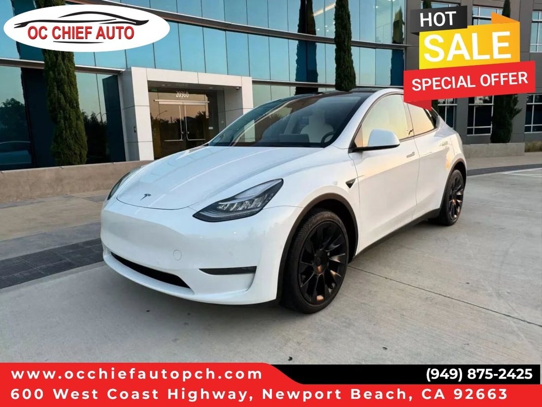 Suv in Newport Beach, CA, United States 1 - 18118071