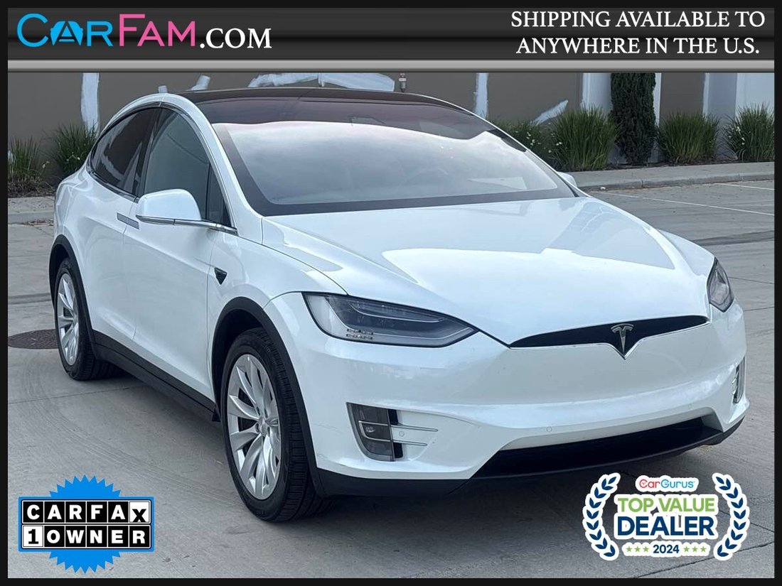 Suv in Rialto, CA, United States 1 - 18118043