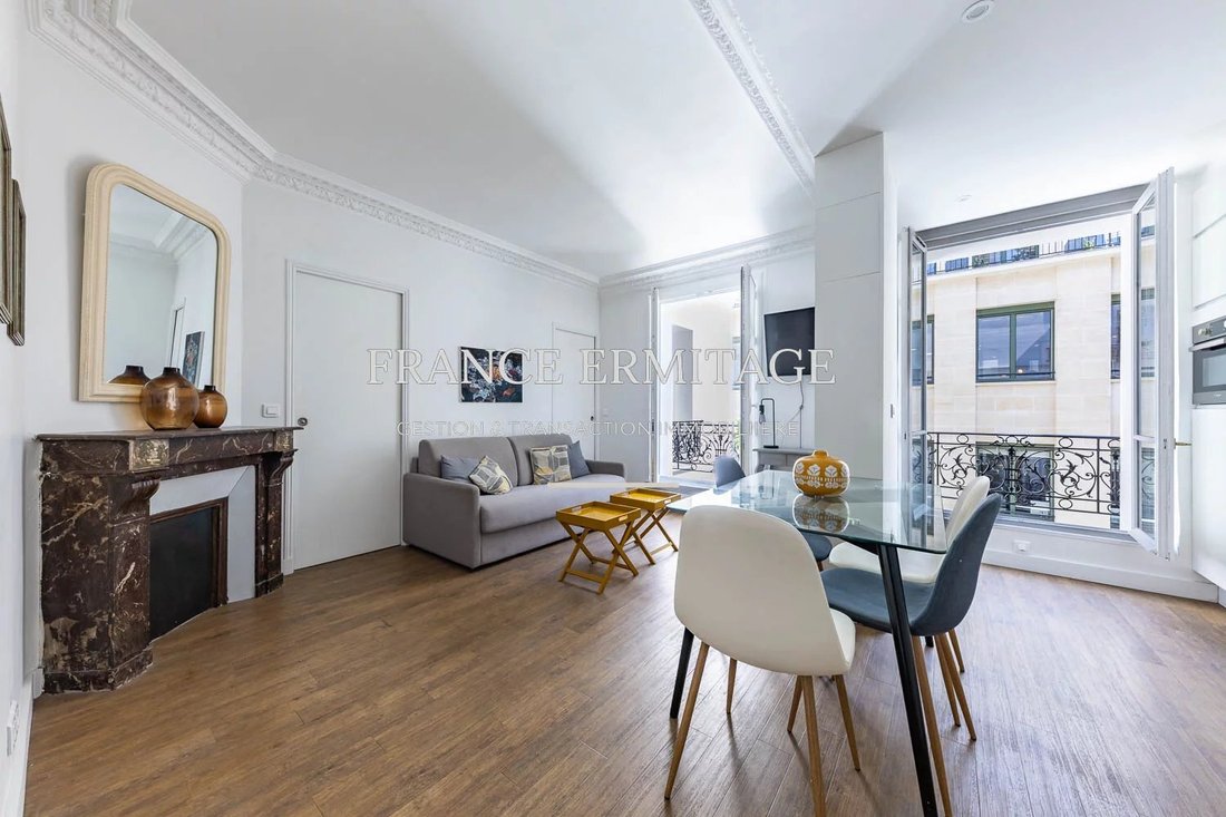 Apartment in Archives, Paris 3e Arrondissement, Paris 1 - 18118781