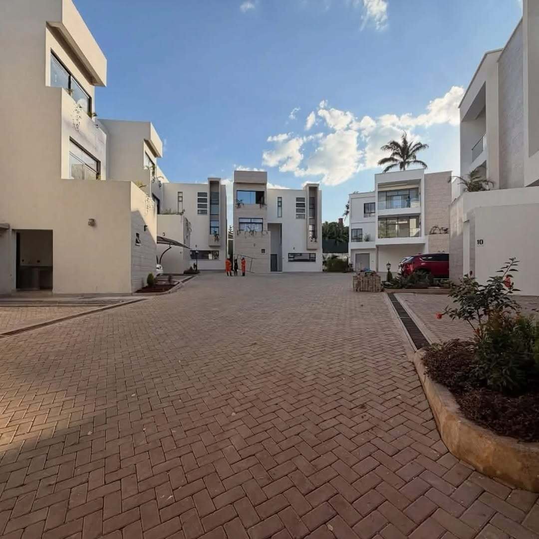 Townhouse in Nairobi, Nairobi County, Kenya 5 - 18118385