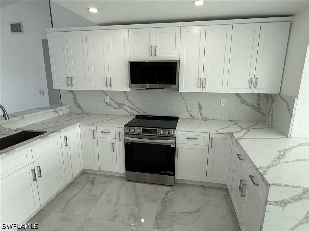 House in Cape Coral, Florida, United States 5 - 18118436