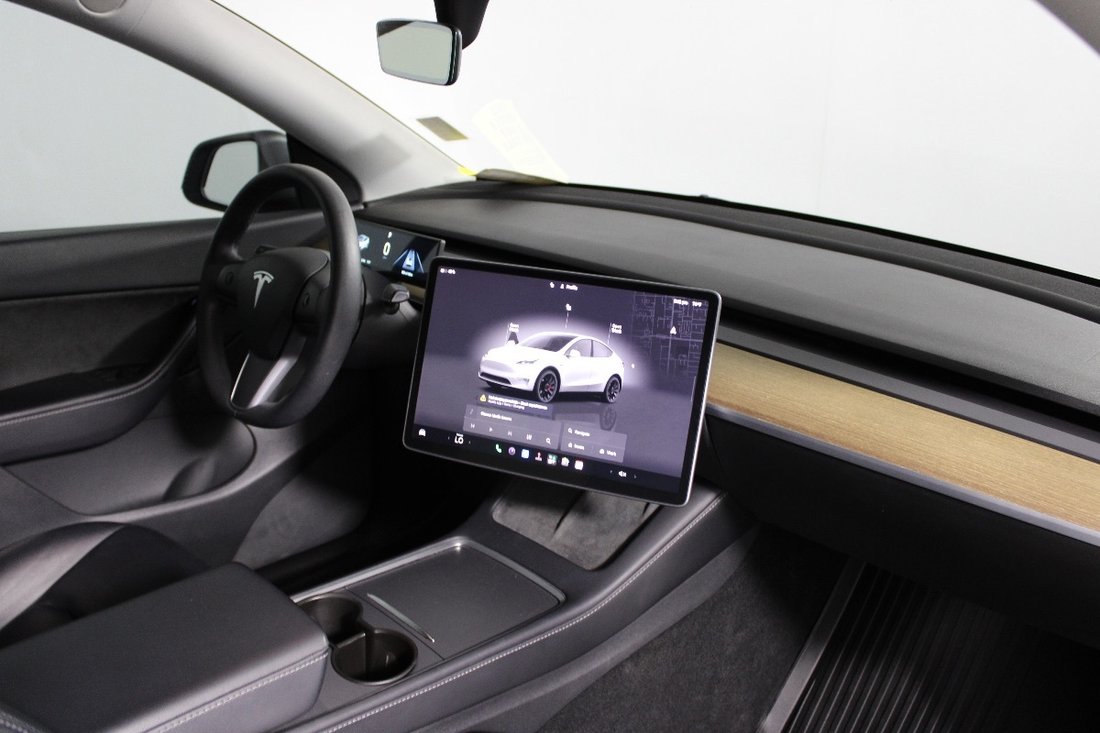 Suv in Montclair, CA, United States 5 - 18118398