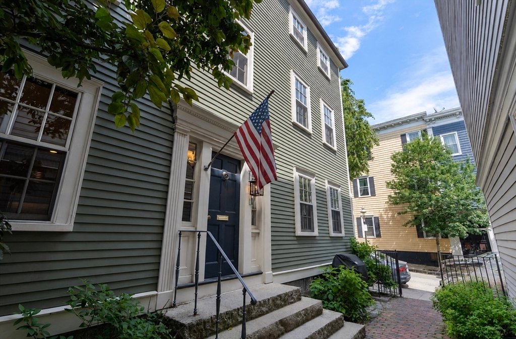 House in Boston, Massachusetts, United States 1 - 18118311