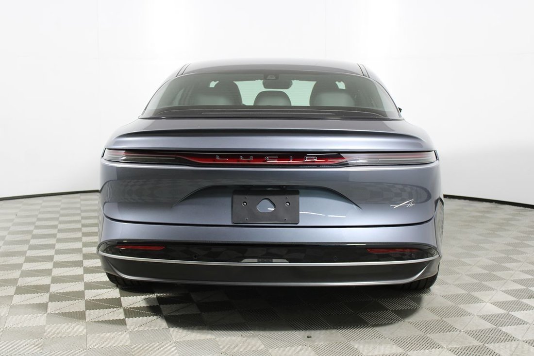 Sedan in Montclair, CA, United States 5 - 18118215
