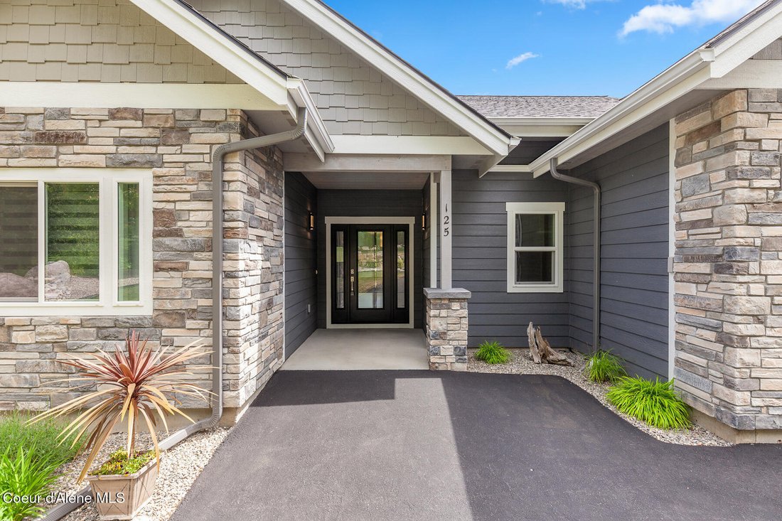 House in Sandpoint, Idaho, United States 3 - 18118426