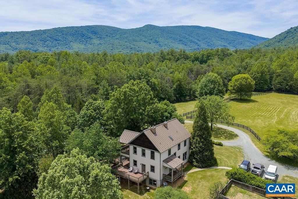 House in Crozet, Virginia, United States 2 - 18118490