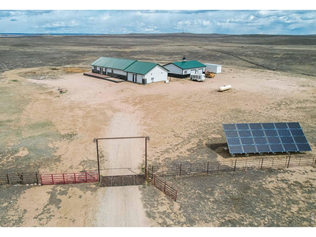 Carr, Colorado, United States 3 - 18118652