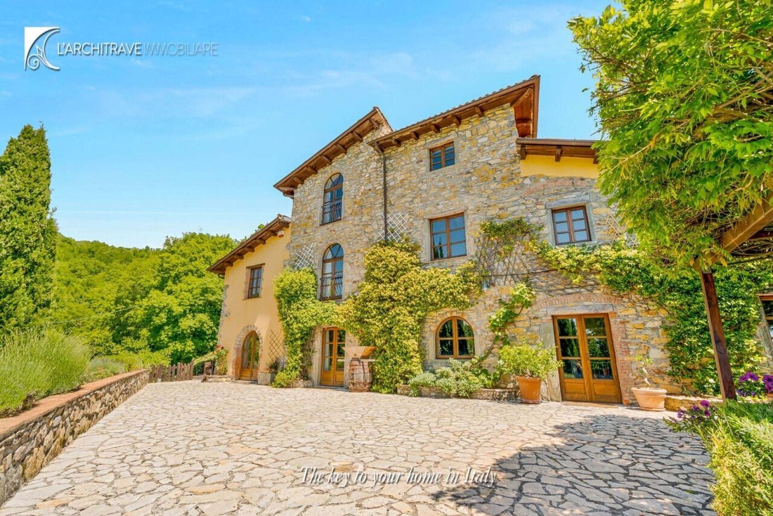 House in Fivizzano, Tuscany, Italy 3 - 17463831