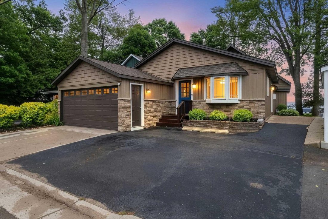 House in Shawano, Wisconsin, United States 2 - 18118895