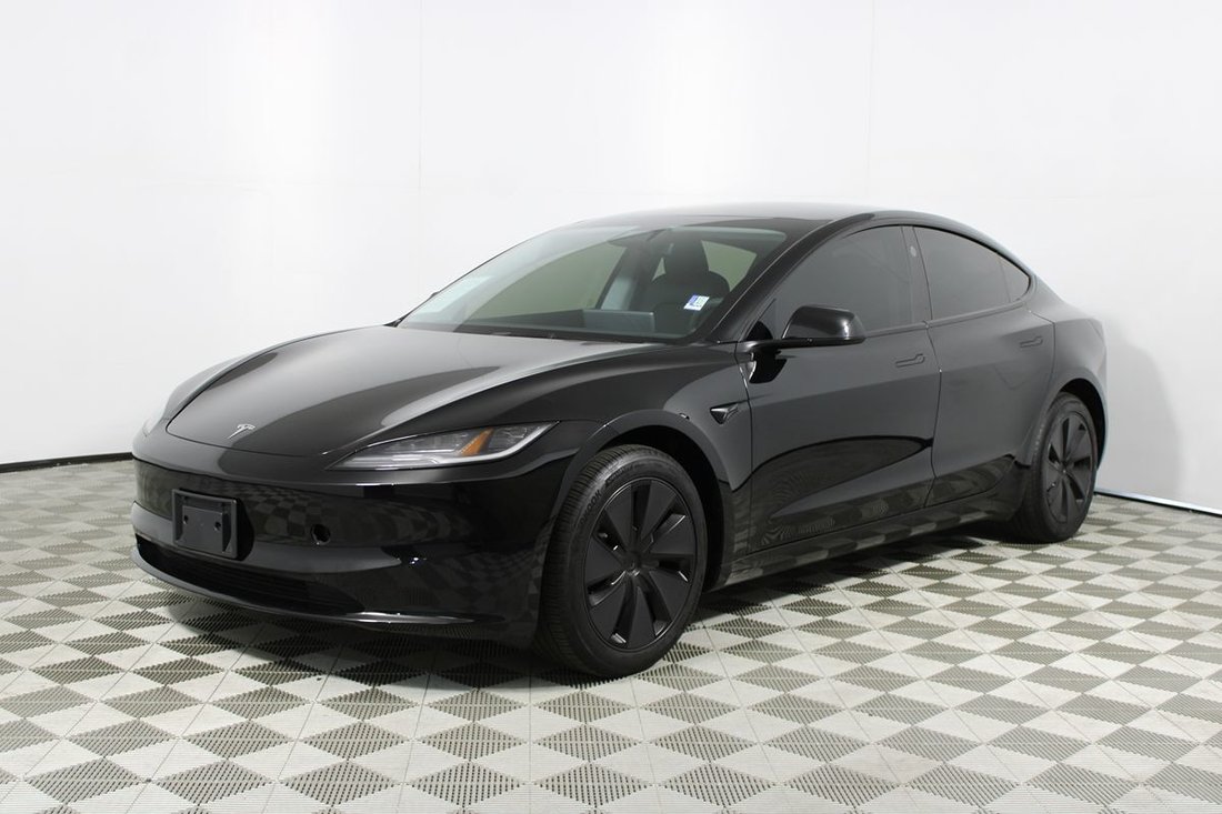 Sedan in Montclair, CA, United States 3 - 18118292