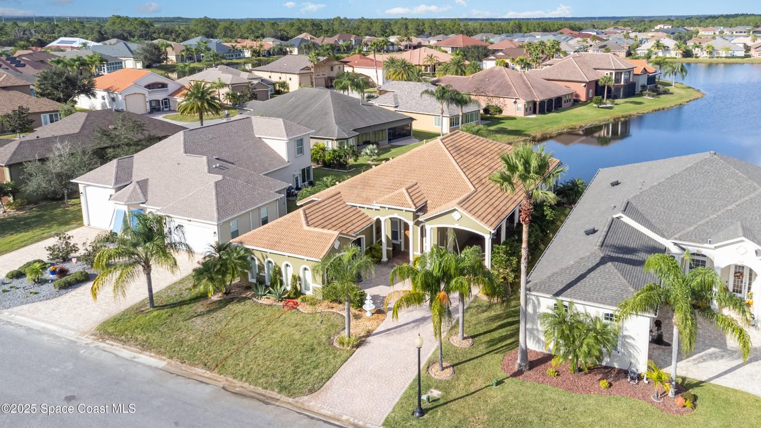 House in Titusville, Florida, United States 3 - 18118542