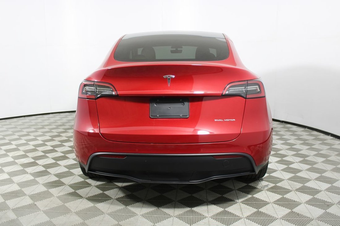 Suv in Montclair, CA, United States 5 - 18118330