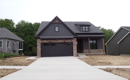 House in Garrettsville, Ohio, United States 1