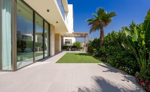 Villa in Dubai Hills Estate, Dubai, United Arab Emirates 1