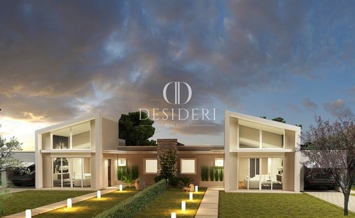House in Center, Grosseto, Tuscany 1