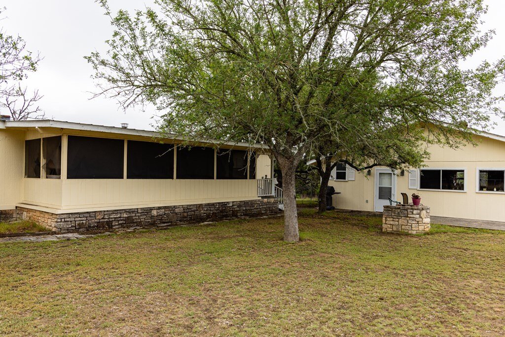 Kerrville, Texas, United States 4 - 18118882