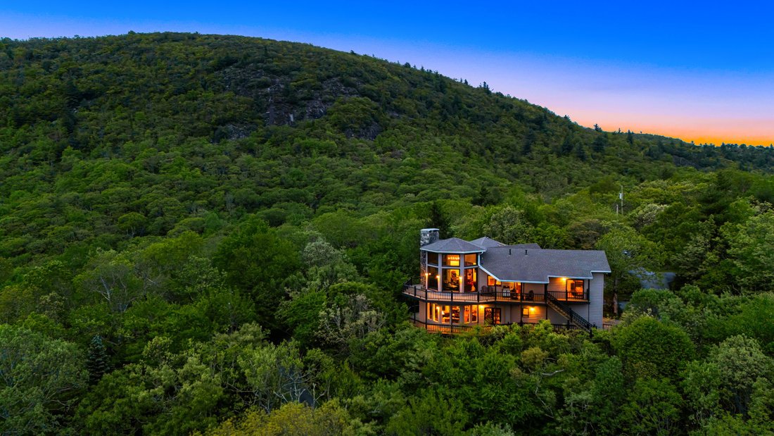 House in Highlands, North Carolina, United States 2 - 18091007