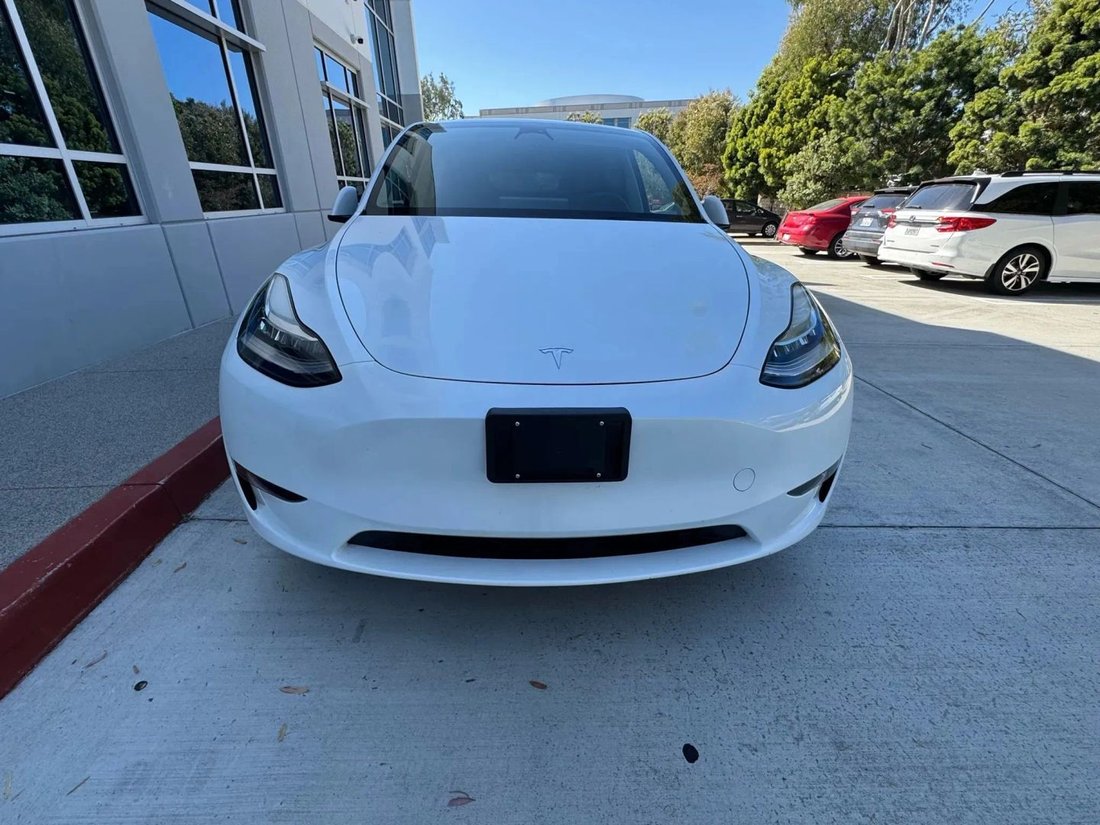 Suv in Riverside, CA, United States 2 - 18118271