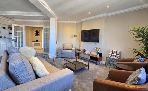 Apartment in Marylebone, Westminster, England 1