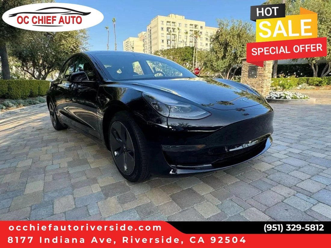 Sedan in Riverside, CA, United States 1 - 18118246
