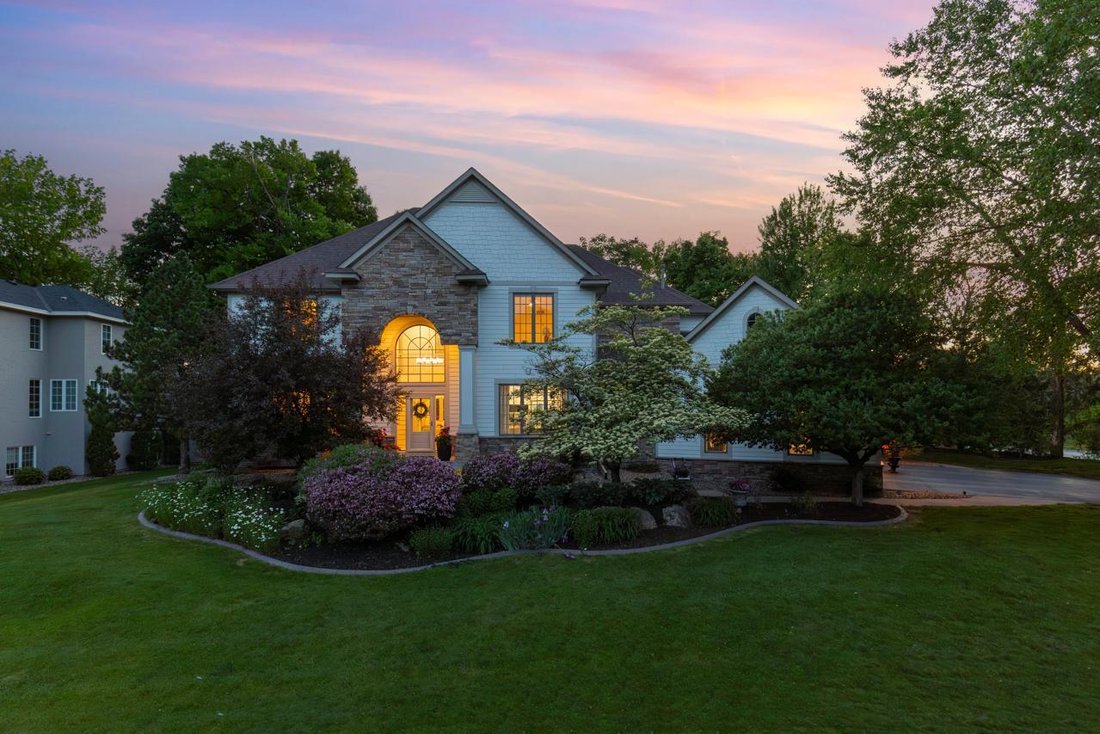 Casa a Eden Prairie, Minnesota, Stati Uniti 1 - 18118303