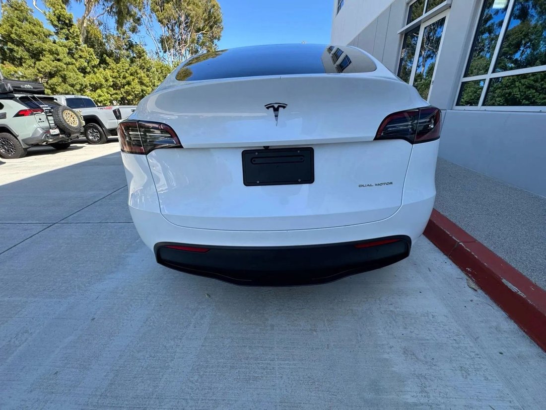 Suv in Riverside, CA, United States 4 - 18118271