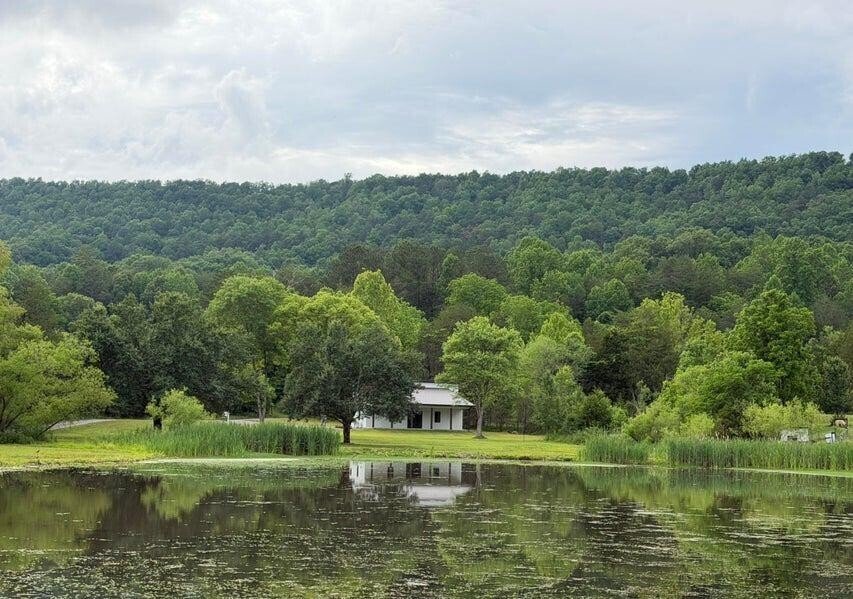 House in Tellico Plains, Tennessee, United States 1 - 18057914