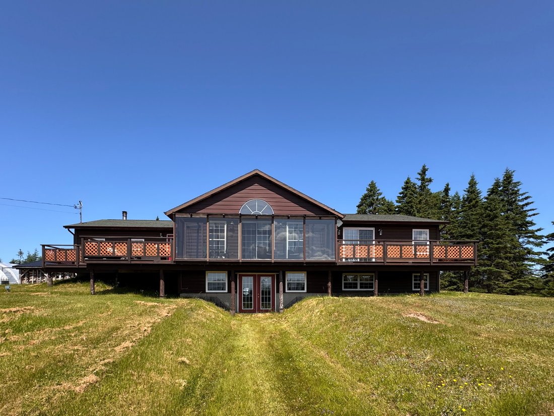Country House in Grand River, Nova Scotia, Canada 3 - 18120302