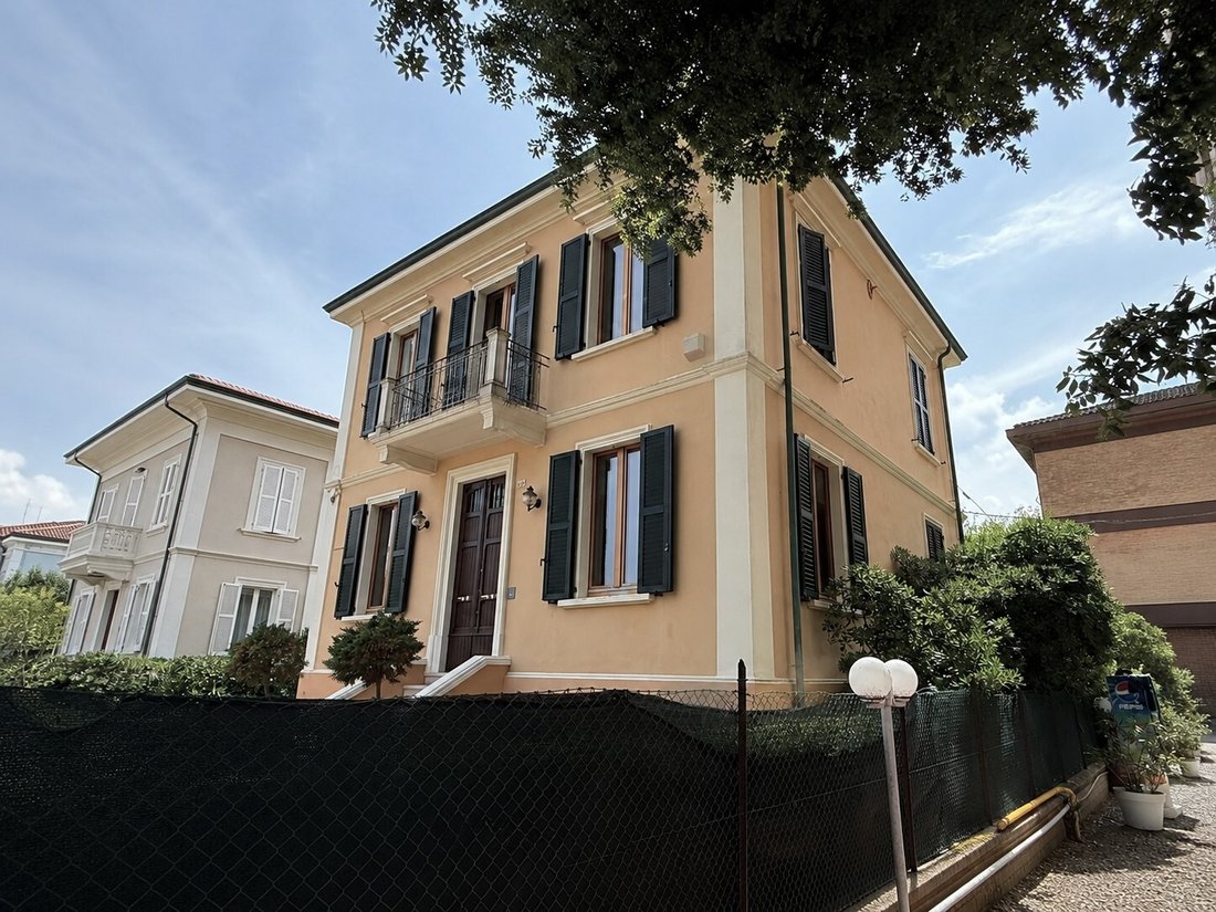 Villa in Center - Sea, Pesaro, Marche 4 - 18124625