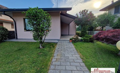 Villa in Cornaredo, Lombardy, Italy 1