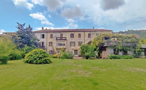 Villa a Madonna dell'Olmo - Confreria - Cerialdo, Cuneo, Piemonte 1