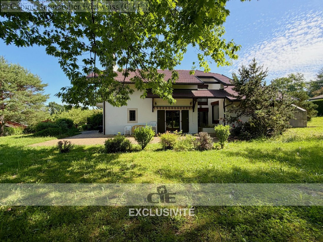 Casa a San Giuliano di Genevia, Auvergne-Rodano-Alpi, Francia 1 - 18122411