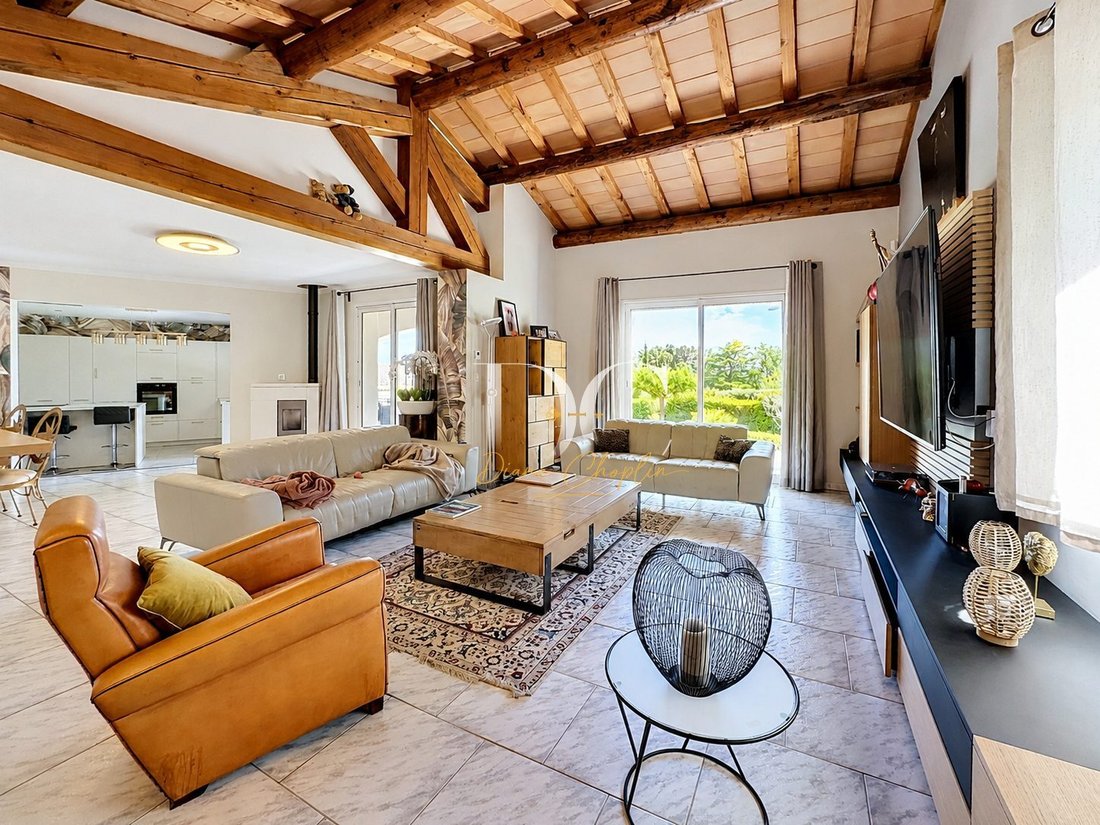House in Caumont-sur-Durance, Provence-Alpes-Côte d'Azur, France 3 - 17912412
