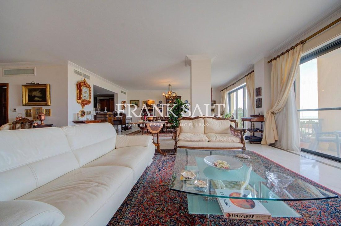 Apartment in Saint Julian's, Malta 5 - 15672081