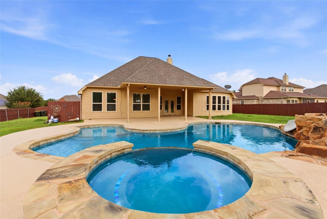 House in Selma, Texas, United States 3 - 18119397