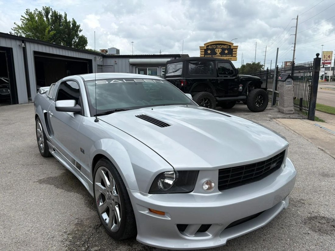 Coupe in Houston, TX, United States 3 - 18124179
