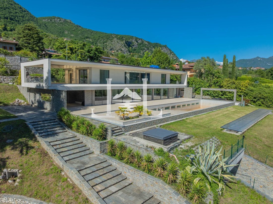 Villa in Tremezzina, Lombardy, Italy 2 - 17507578