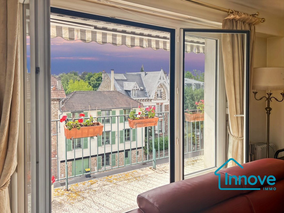 Apartment in Domaine National du Château, Versailles, France 2 - 17319647