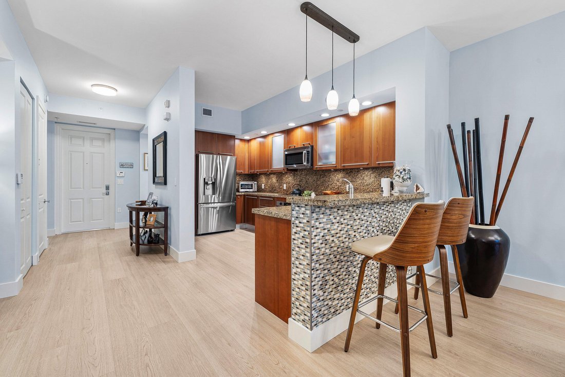 Condo in Fort Lauderdale, Florida, United States 5 - 18122786