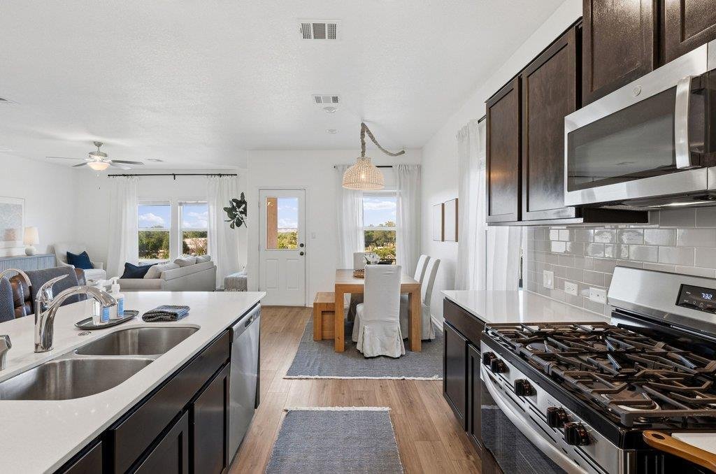 House in Leander, Texas, United States 5 - 18122910