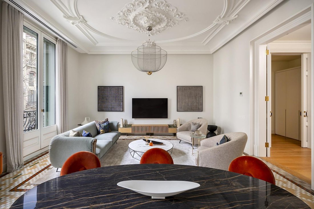 Apartment in Eixample, Barcelona, Spain 3 - 18119412