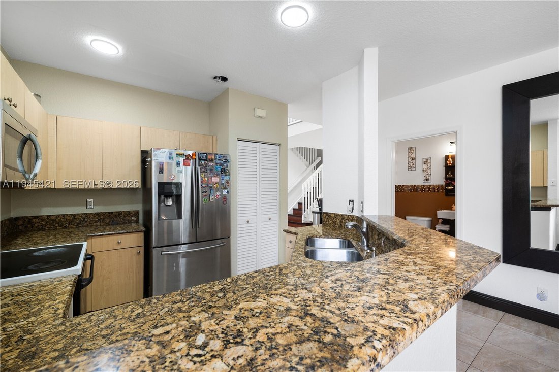 House in Weston, Florida, United States 5 - 17203325