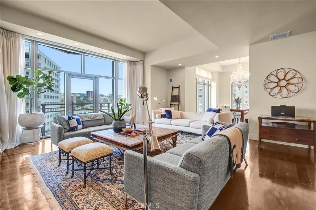 Condo in Los Angeles, California, United States 1 - 18101262