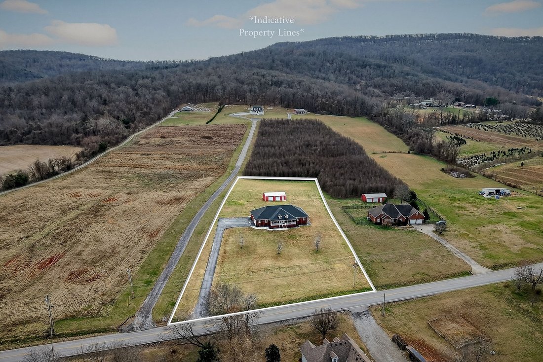 House in McMinnville, Tennessee, United States 1 - 18122838