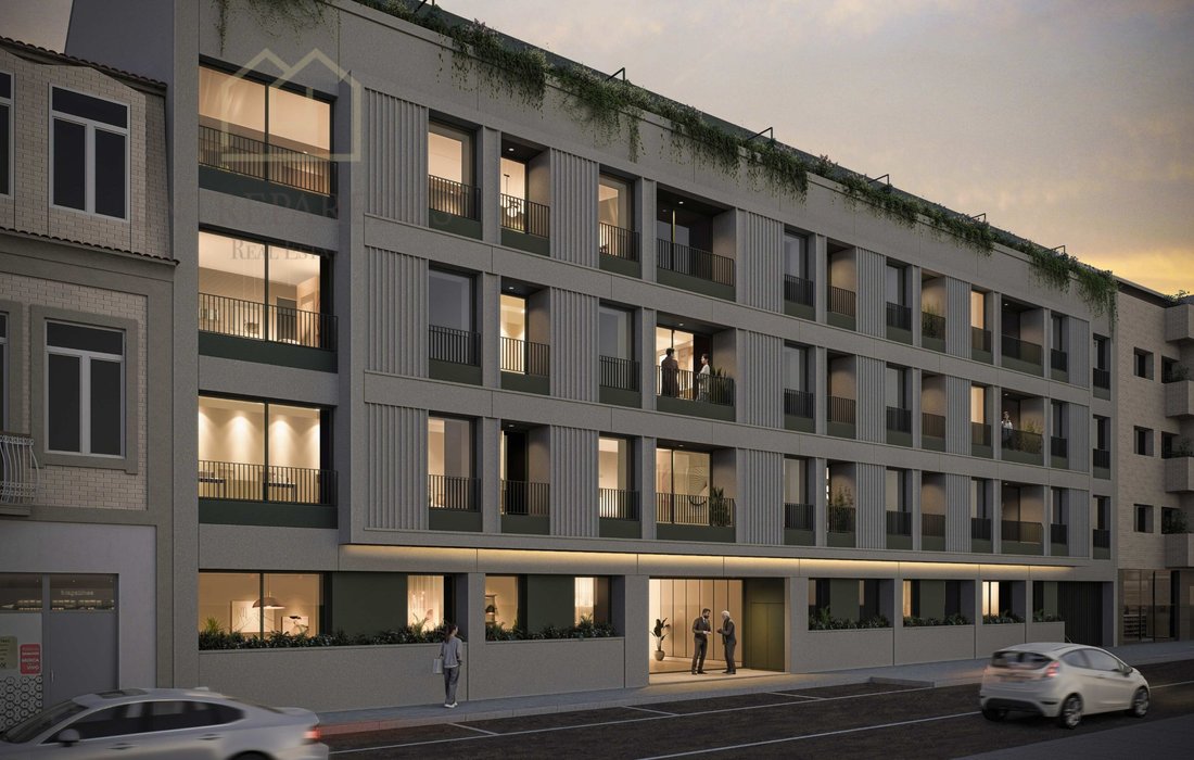Apartment in Cedofeita, Santo Ildefonso, Se, Miragaia, Sao Nicolau e Vitoria, Porto District, Portugal 3 - 18123835