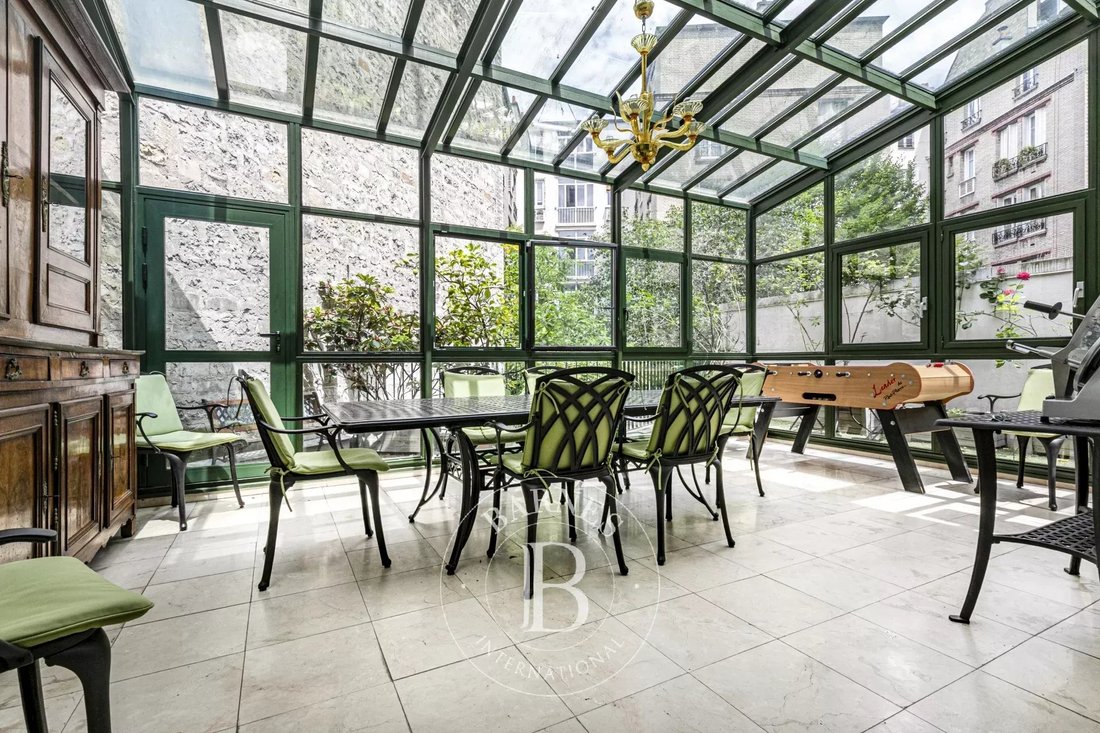 Townhouse in Auteuil Nord, Paris 16e Arrondissement, Paris 2 - 18119895
