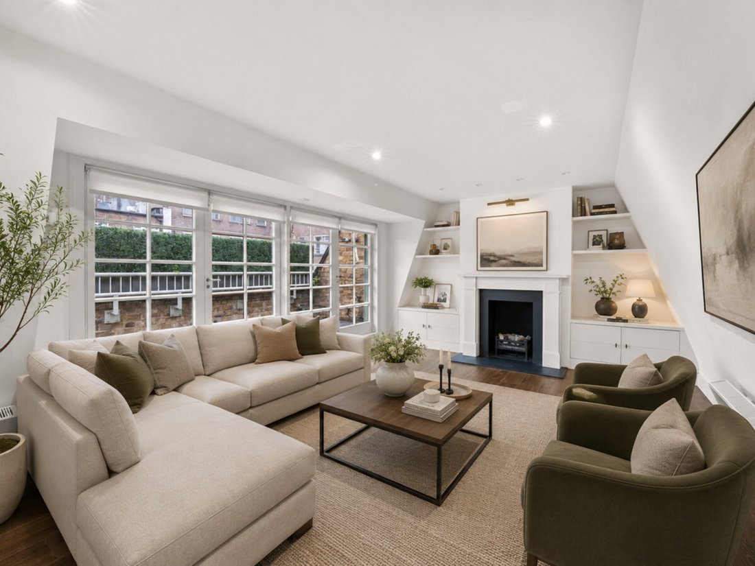 House in Hyde Park, Westminster, England 1 - 16925689
