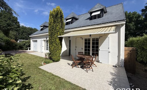 House in La Chapelle-sur-Erdre, Pays de la Loire, France 1
