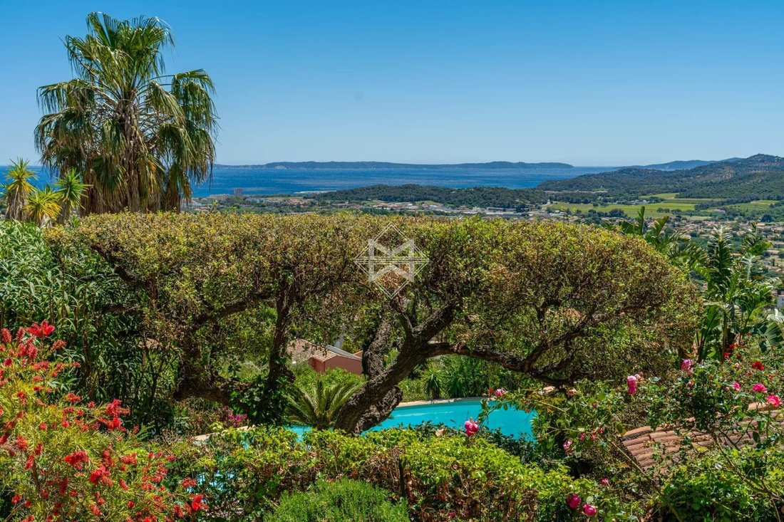 Villa in Sud Ouest, Bormes-les-Mimosas, France 4 - 18120323